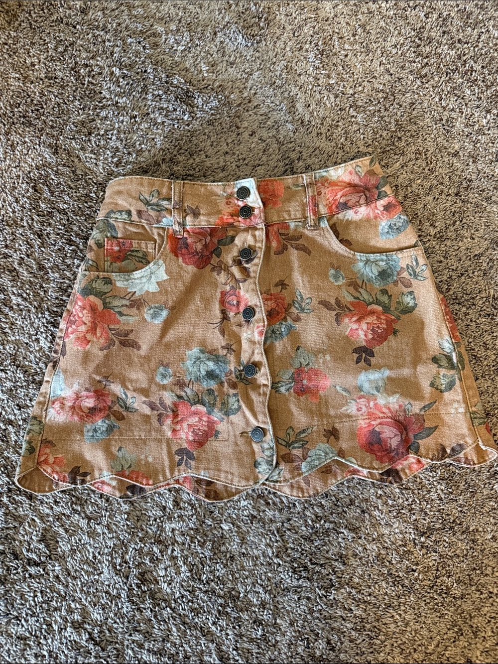 Floral Button-Front Scallop Hem Skirt - Beige Floral